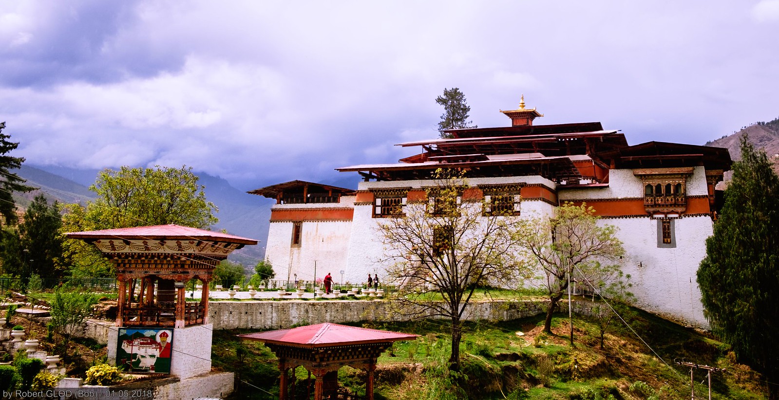 Simtokha Dzong/bhutanluxurytour.com