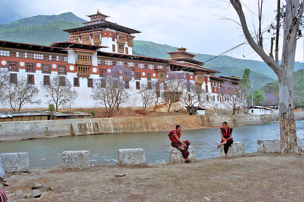 punakha/bhutanluxurytour.com