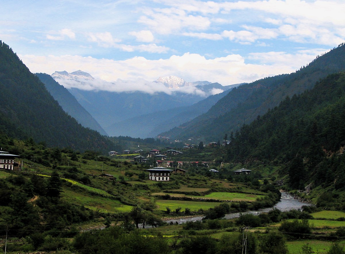 Exploring the Majestic Rivers of Bhutan: 10 Breathtaking Waterways to ...