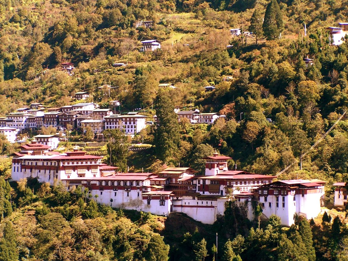 Trongsa Dzong/bhutanluxurytour.com