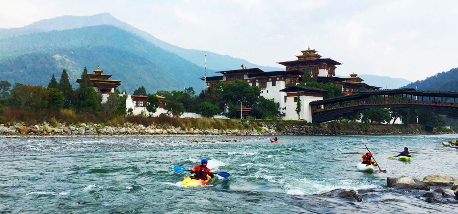 Experience the Thrill of Rafting in Bhutan with Bhutan Luxury Tour  