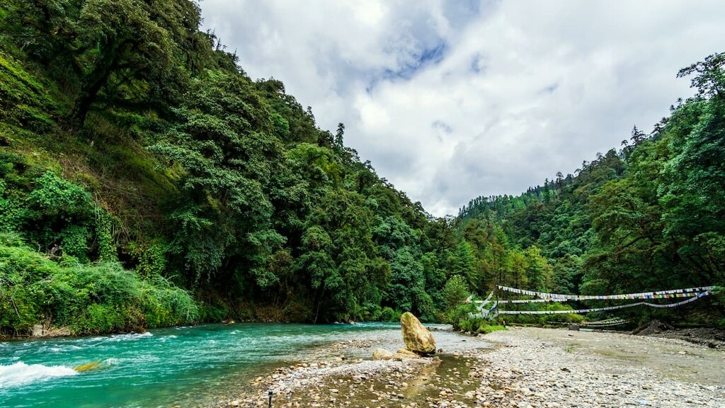 Merak-Sakteng Village- A Unique Bhutan Luxury Tour Experience - Bhutan ...