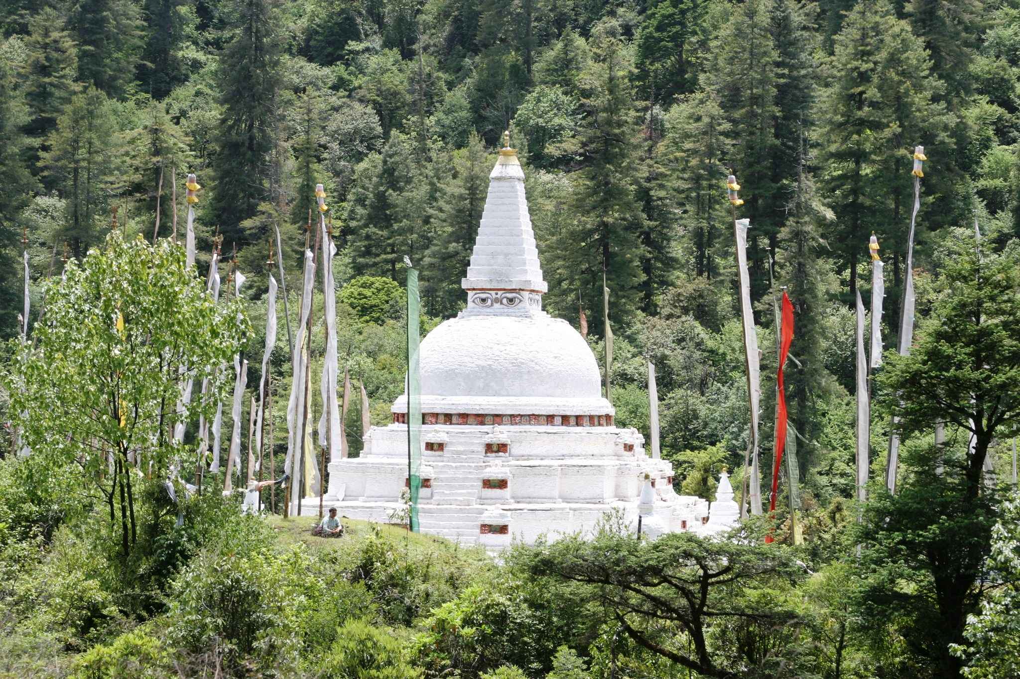 Chendebji Chorten-A Sacred Monument on the Bhutan Luxury Tour