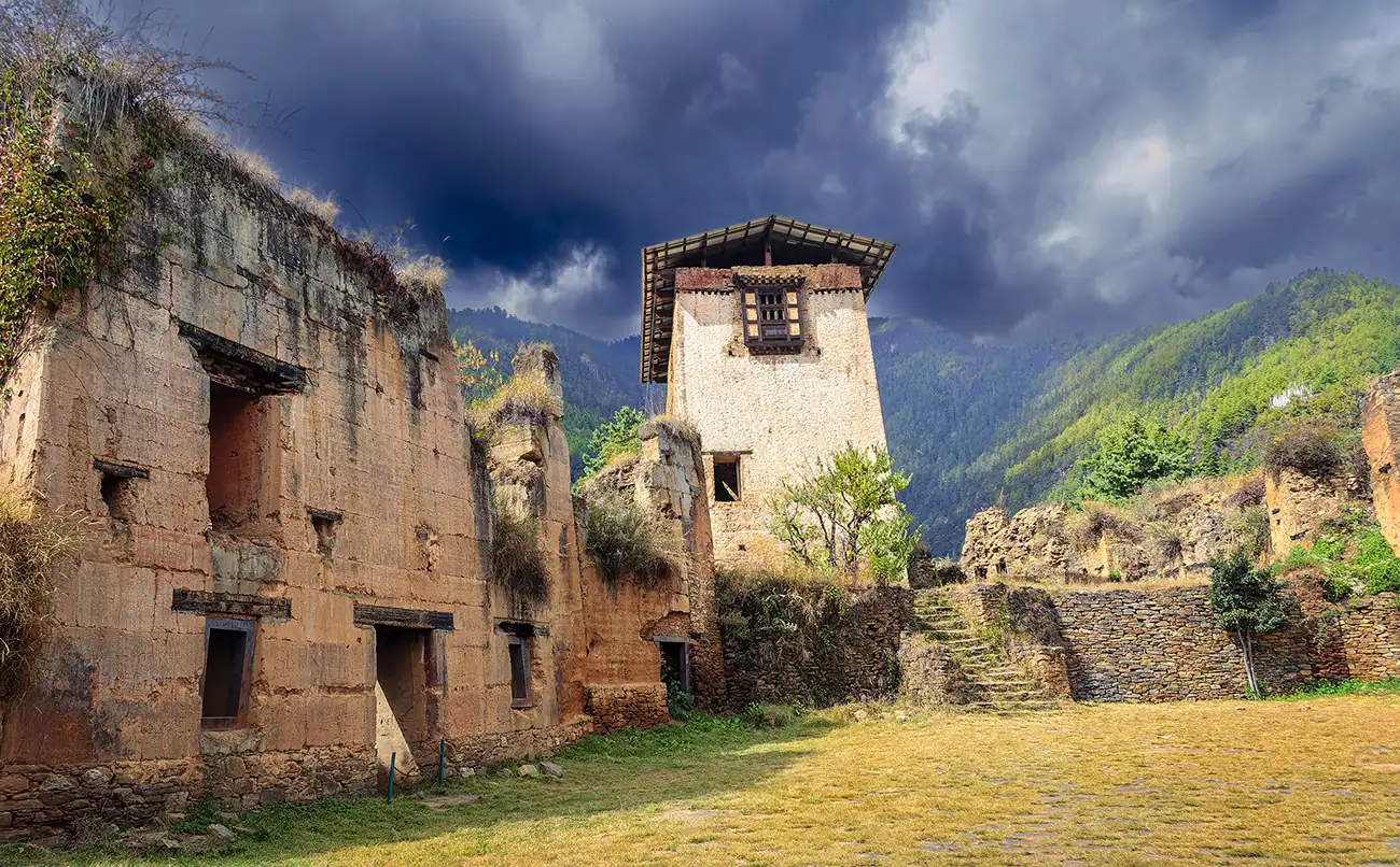 Exploring the Enchanting Drukgyal Dzong with Bhutan Luxury Tour