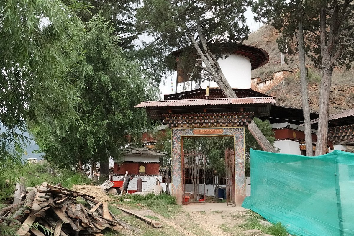 Exploring Dumtseg Lhakhang Temple