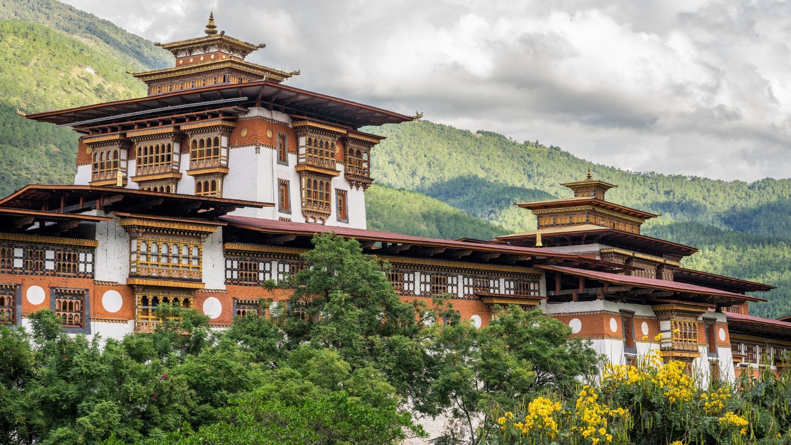 Exploring the Historic Palaces of Bhutan with Bhutan Luxury Tour