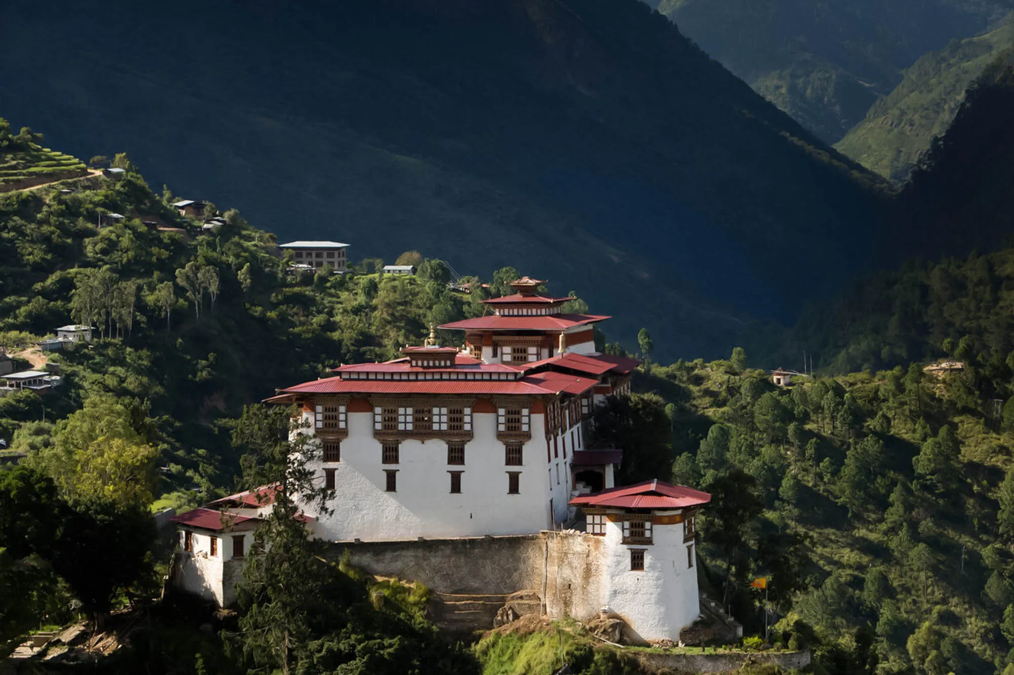 Exploring the Hidden Gems of Lhuntse with Bhutan Luxury Tour  