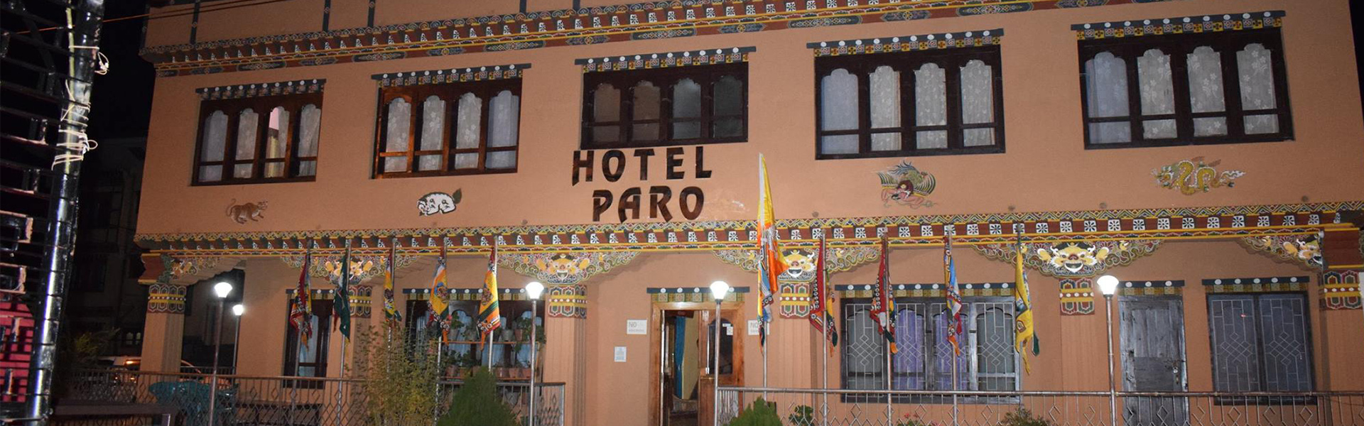 hotel paro grand